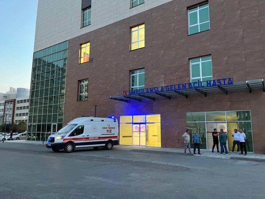 Niğde’de İş Yerine Silahlı Saldırı: 8 Yaşındaki Çocuk Ağır Yaralandı