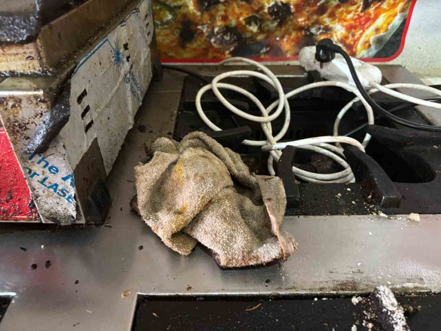 Alanya’da Hijyen Kurallarını Hiçe Sayan İşletme Süresiz Olarak Mühürlendi