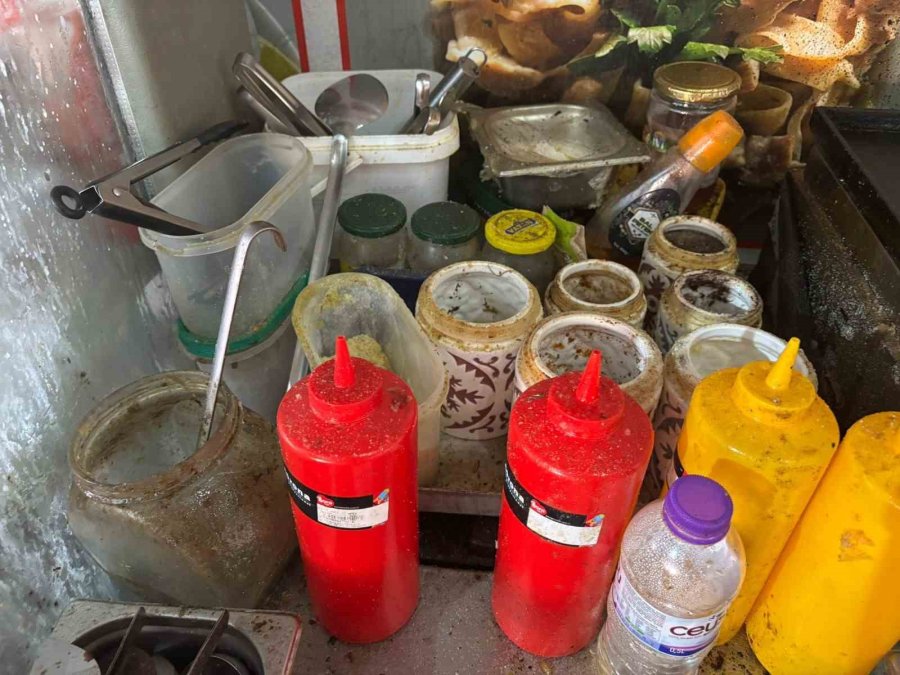 Alanya’da Hijyen Kurallarını Hiçe Sayan İşletme Süresiz Olarak Mühürlendi