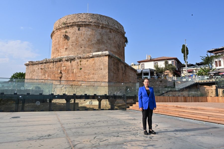 Özdemir: "hıdırlık Kulesi İle Antalya Yeni Bir Açık Hava Müzesine Kavuşacak"