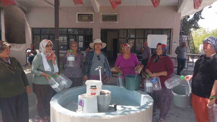 Mersin Mut’un Kırsal Mahalleleri Su Sorununa Çözüm İstedi