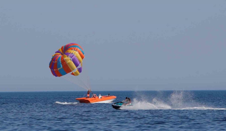 Antalya’nın Deniz Suyu Sıcaklığı 33 Dereceyle İstanbul Ve Ankara’nın Sıcak Havasını Geride Bıraktı