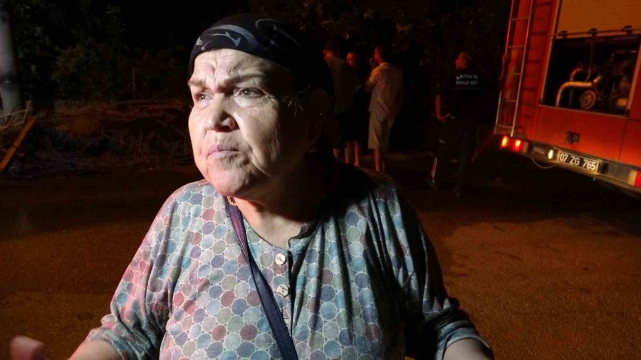 Torununun Doğum Gününü Kutlarken Evinin Yandığı Haberini Aldı