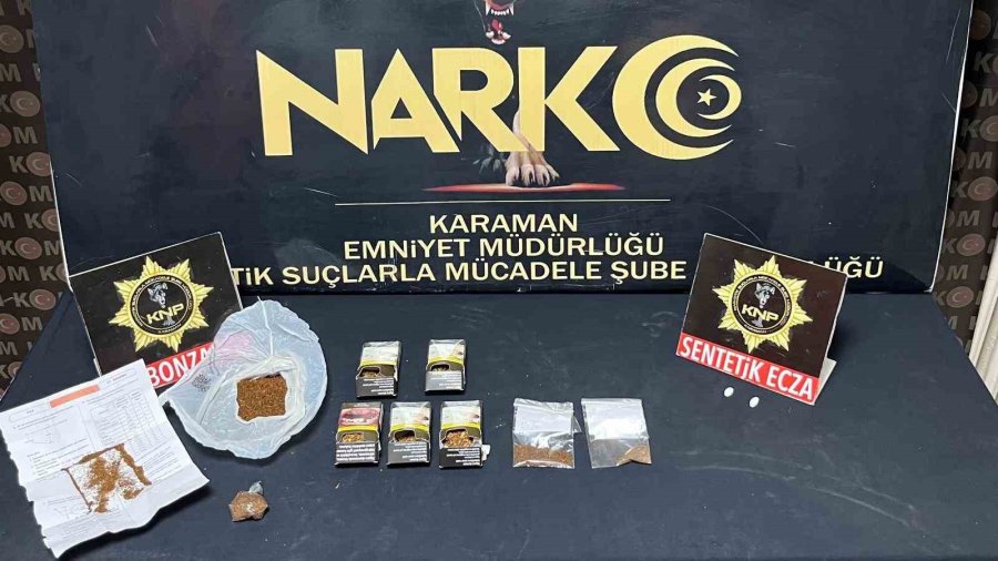 Karaman’da Ruhsatsız Silahlar Ve Bıçaklar Ele Geçirildi