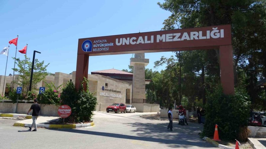 Fenomen Deniz Servan Narin’in Annesinin Gözyaşları Sel Oldu: "annem, Ben Geldim"