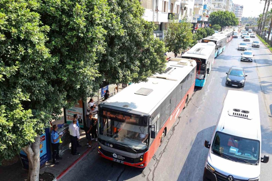 Büyükşehir’in Toplu Ulaşım Araçlarındaki Sıkı Denetimleri Devam Ediyor