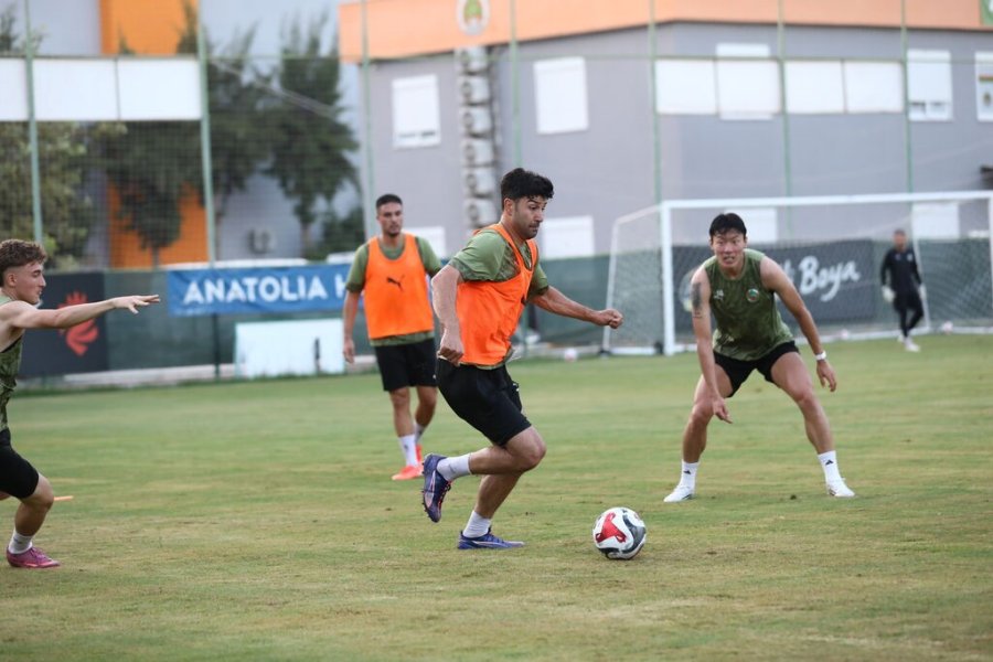 Alanyaspor, Rizespor Maçı Hazırlıklarını Başladı