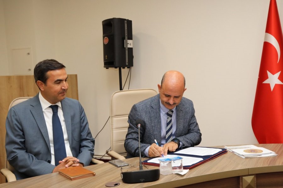 Üniversiteler Arasında En Büyük Güneş Enerji Santrali Projesi Hayata Geçiyor