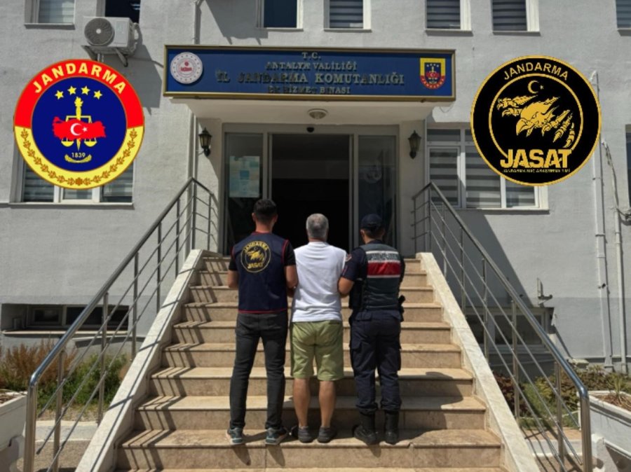 Antalya’da Jasat Ekipleri 72 Saatte 236 Aranan Şahsı Yakaladı