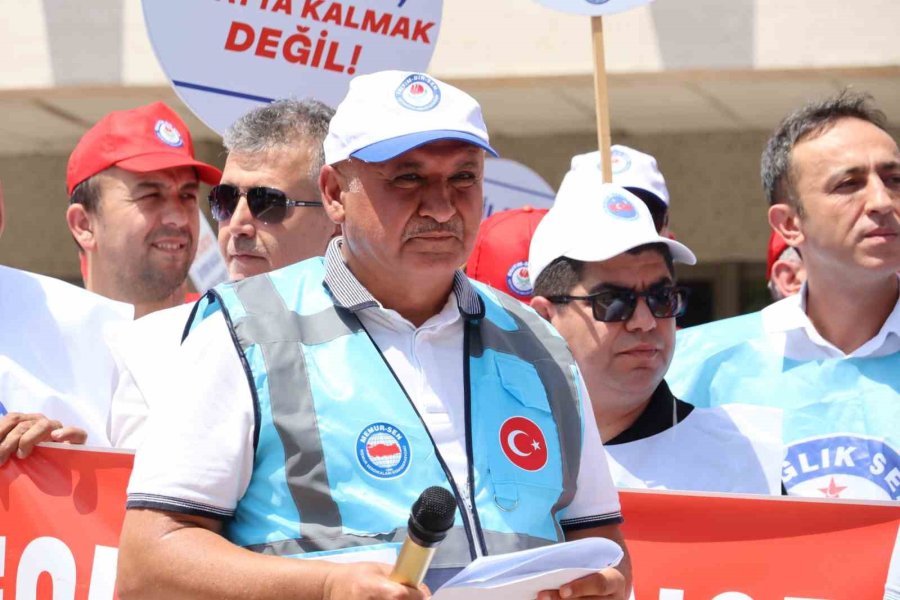 Memur-sen’den Hükümetin Zam Teklifine Protesto