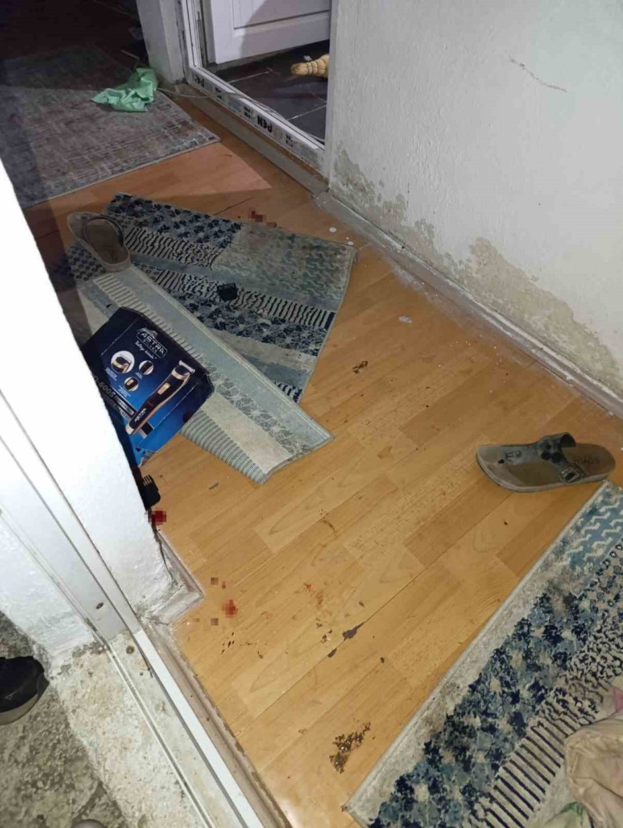 Antalya’da Öfkeli Damat Kayınpederini Hastanelik Etti