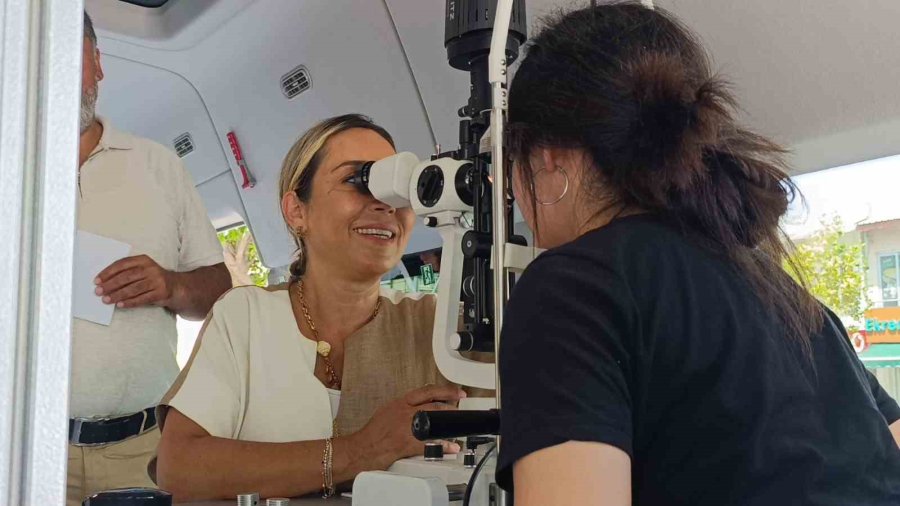 Manavgat’ta Ücretsiz Göz Taraması Yapıldı