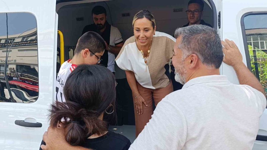 Manavgat’ta Ücretsiz Göz Taraması Yapıldı