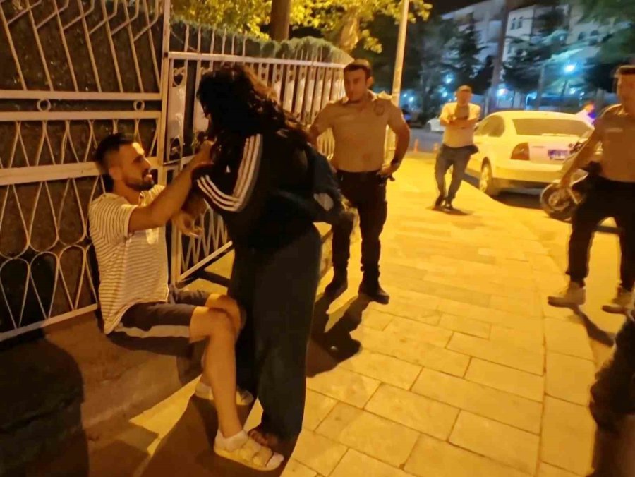 Erkek Arkadaşından Kaçarken Yakalandı, Kendini Köprüden Atmak İstedi