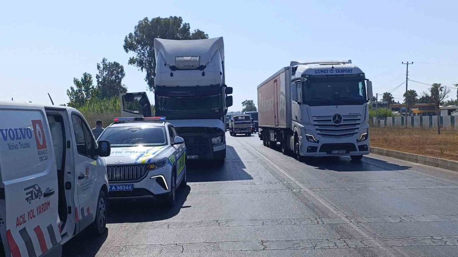 Arıza Yapan Tır D-400 Karayolu’nda Trafiği Kilitledi