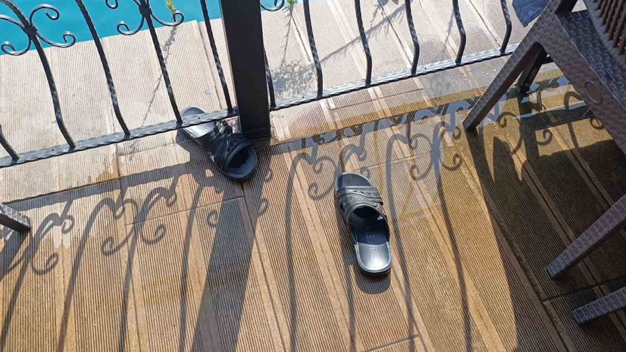 Ölüme Balıklama Atlayan Adam Yaşamını Yitirdi Geriye Sadece Olay Anı Görüntüleri Kaldı