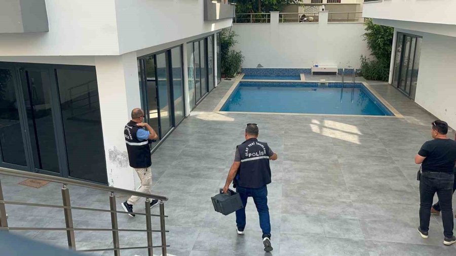 Emlakçıyı Arayıp Kiraladığı Evde Cinayet İşlediğini Söyleyen Zanlı Gümüşhanede Yakalandı