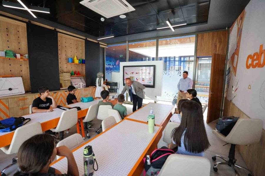 Başkan Kavuş’tan Meram Yaz Okulu’na Sürpriz Ziyaret