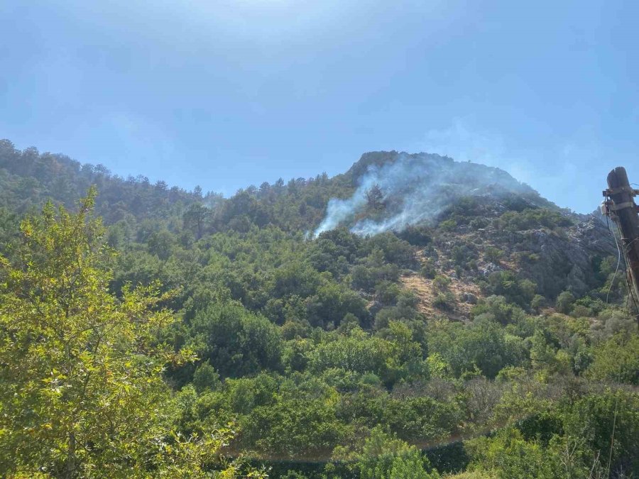 Mersin Anamur’daki Orman Yangını Büyük Ölçüde Kontrol Altına Alındı