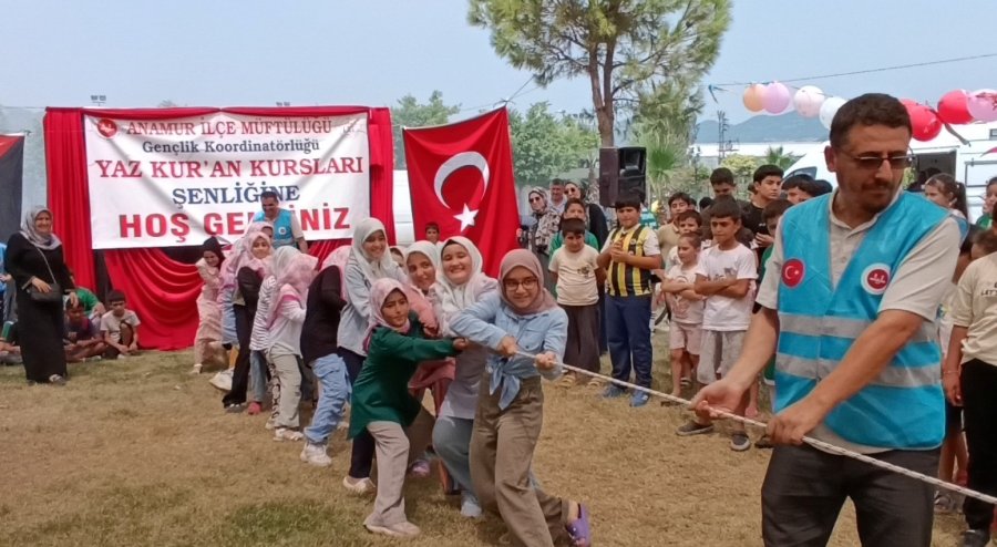 Anamur’da Yaz Kur’an Kursları Şenlikle Sona Erdi