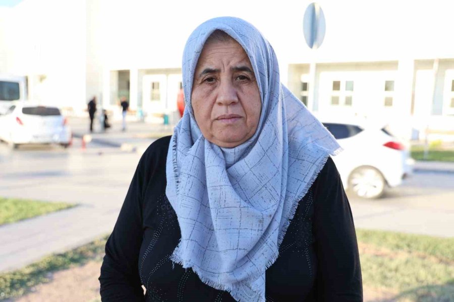 Yürüyerek Özel Bakım Merkezine Götürdüğü Torununu Yoğun Bakımda Aldı