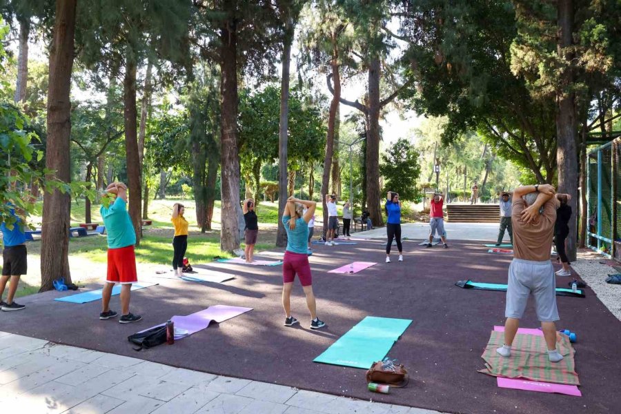 Antalyalılar Güne Sporla Başlıyor