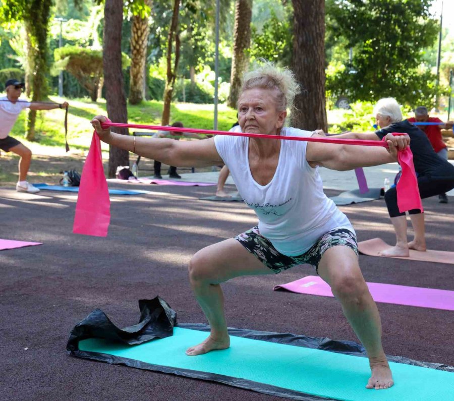 Antalyalılar Güne Sporla Başlıyor