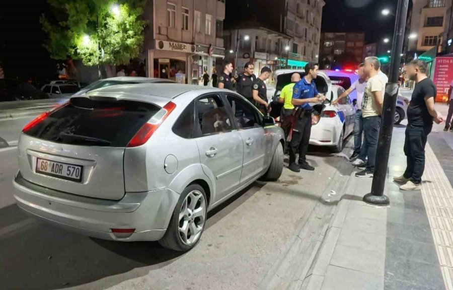 Muayenesiz Araçla Yakalanan Ehliyetsiz Ve Alkollü Sürücü: "kafamız Kıyak, Kusura Bakmayın"