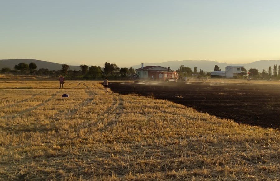 Beyşehir’de Anız Yangınları Korkuttu