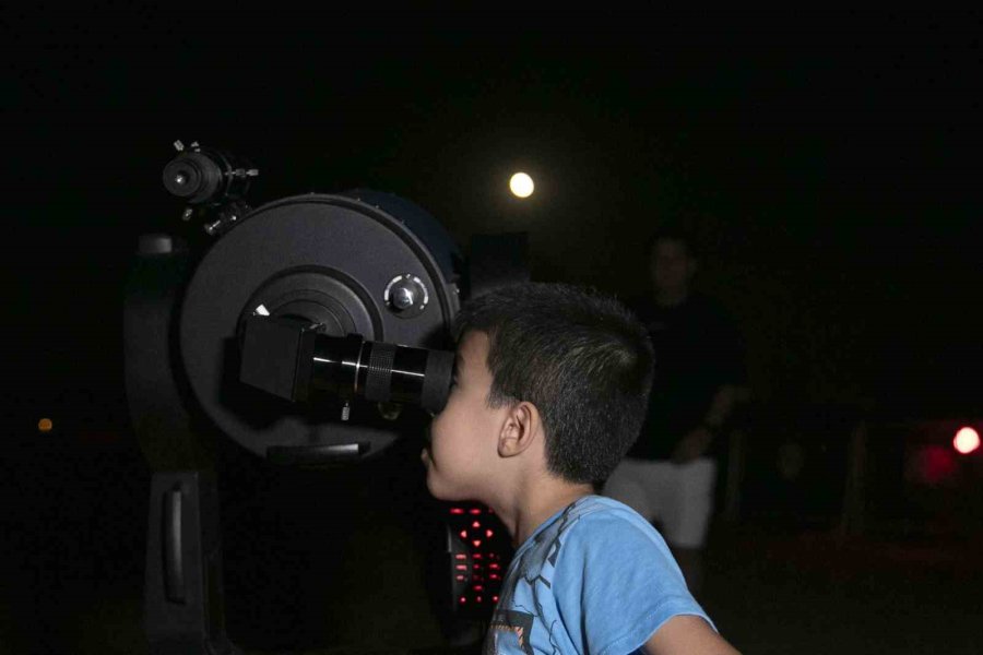 Mersinliler, Meteor Yağmurunu Gözlem Şenliğinde İzledi