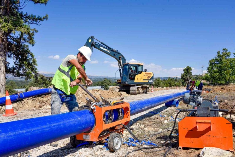 Meski, Erdemli’de İçme Suyu Çalışmalarını Sürdürüyor