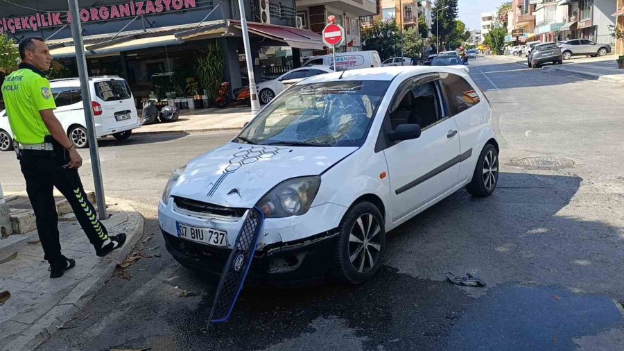 Manavgat’ta Otomobilin Çarptığı Atv Sürücüsü Yaralandı