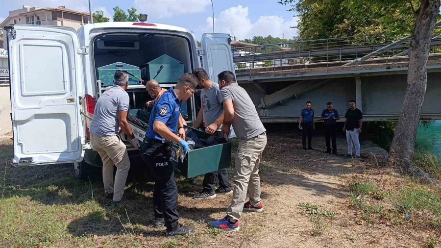 Balık Avlamak İçin Geldiği Irmakta Ceset Buldu