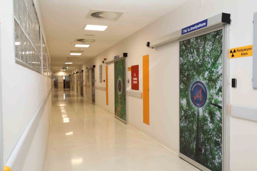 Aü’de Dünyanın İlk Rahim Naklinden Sonra Şimdi De Akciğer Nakli