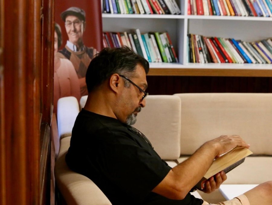 Kepez’in Emekliler Lokalinde Çaylar Taze, Sohbetler Sıcak