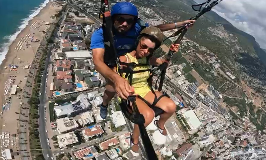 Trafik Kazası Yamaç Paraşütü Kamerasında