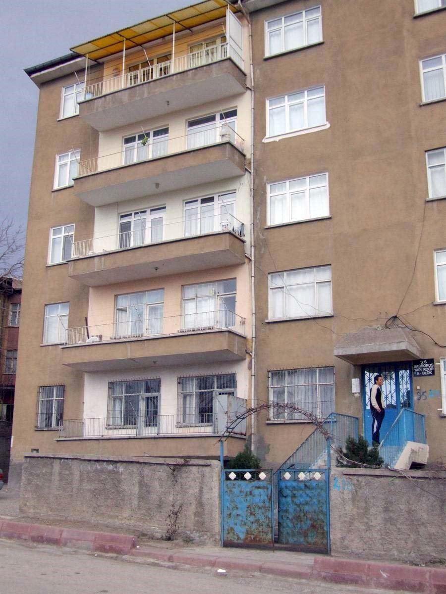 Öldürdüğü Kocasını 9 Ay Küvette Saklayan Cezaevi Firarisi Kadın Konya’da Yakalandı