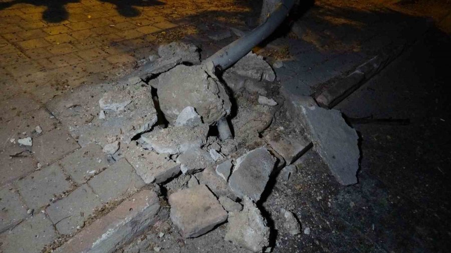 Kontrolden Çıkan Tofaş, Takla Atarak Durabildi: 1 Yaralı