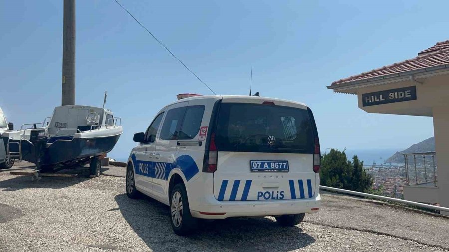 Belçika Vatandaşı Alanya’daki Evinde Ölü Olarak Bulundu