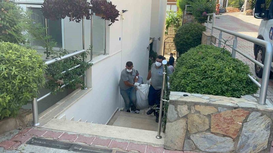 Belçika Vatandaşı Alanya’daki Evinde Ölü Olarak Bulundu