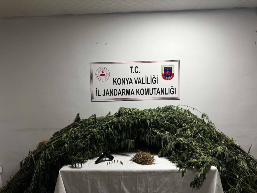 Konya’da Uyuşturucu Tacirlerine Operasyon