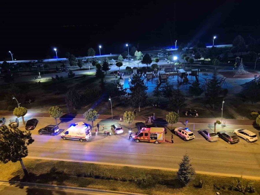 Oyun Parkında 4 Yaşındaki Çocuğun Ayağına Vida Saplandı