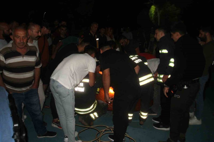 Oyun Parkında 4 Yaşındaki Çocuğun Ayağına Vida Saplandı