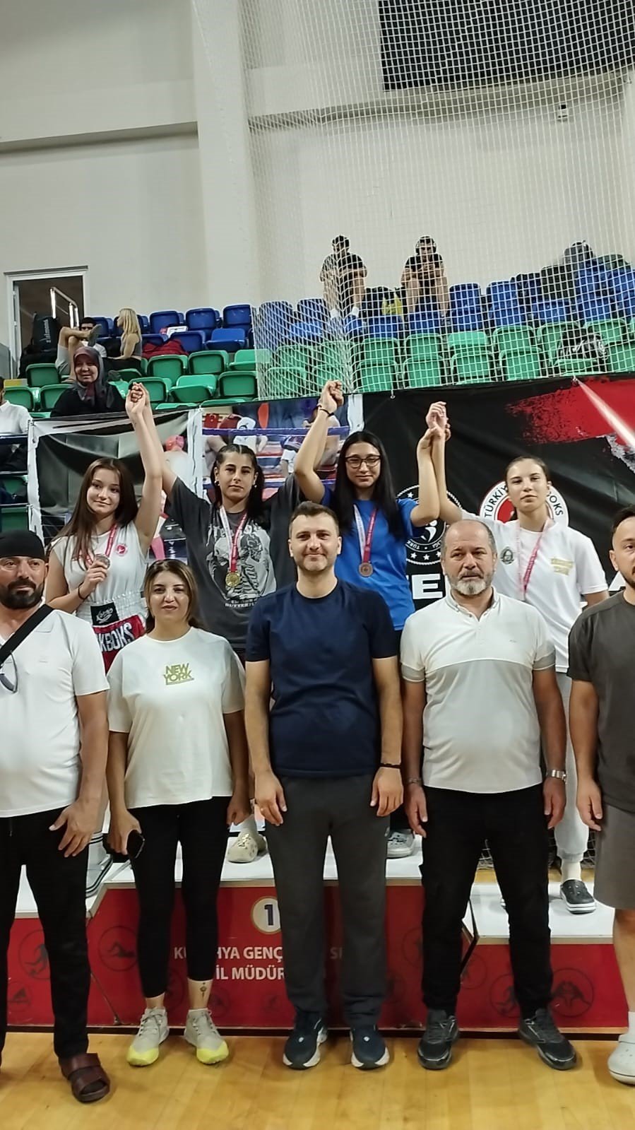 Niğdeli Sporculardan Kick Boks Zafer Kupasında Büyük Başarı