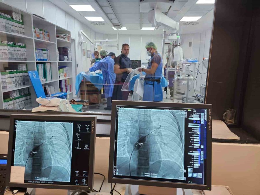 Niğde’de İlk Defa Anjiyo İle Kalp Deliği Operasyonu Yapıldı