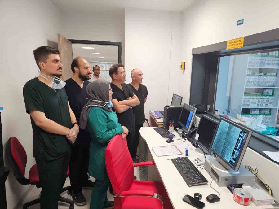 Niğde’de İlk Defa Anjiyo İle Kalp Deliği Operasyonu Yapıldı
