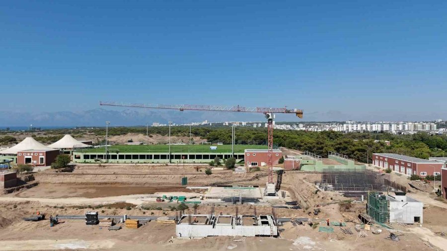 Lara Atıksu Arıtma Tesisi’nde Çalışmalar Sürüyor