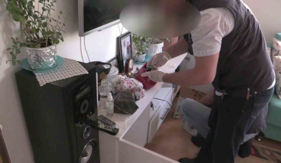 Antalya’da Siber Operasyonlarda 9 Kişi Tutuklandı