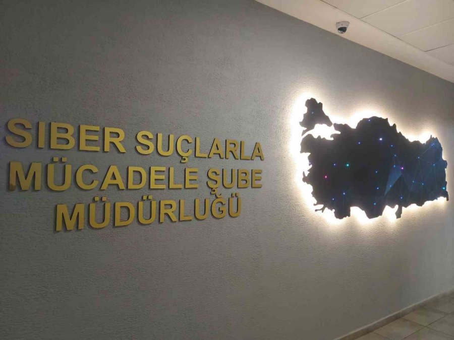 Antalya’da Siber Operasyonlarda 9 Kişi Tutuklandı
