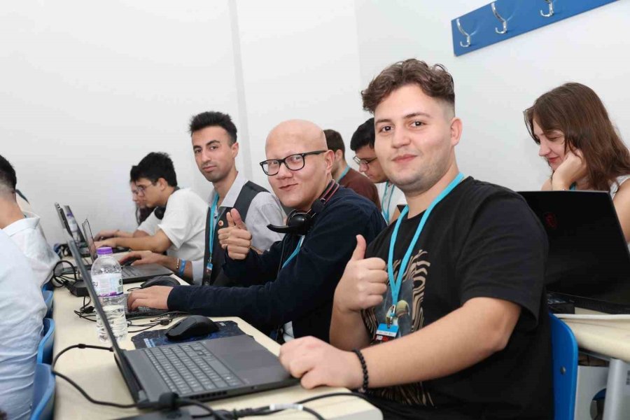 Siber Vatan Bootcamp 2025, Alkü’de Başladı